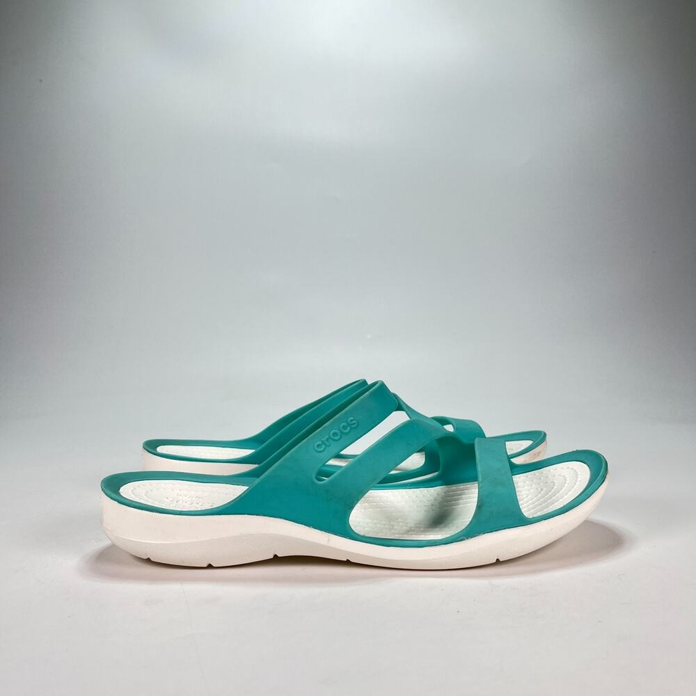 Crocs Swiftwater Teal White Lightweight Casual Slip On Sandals Women's Size 7